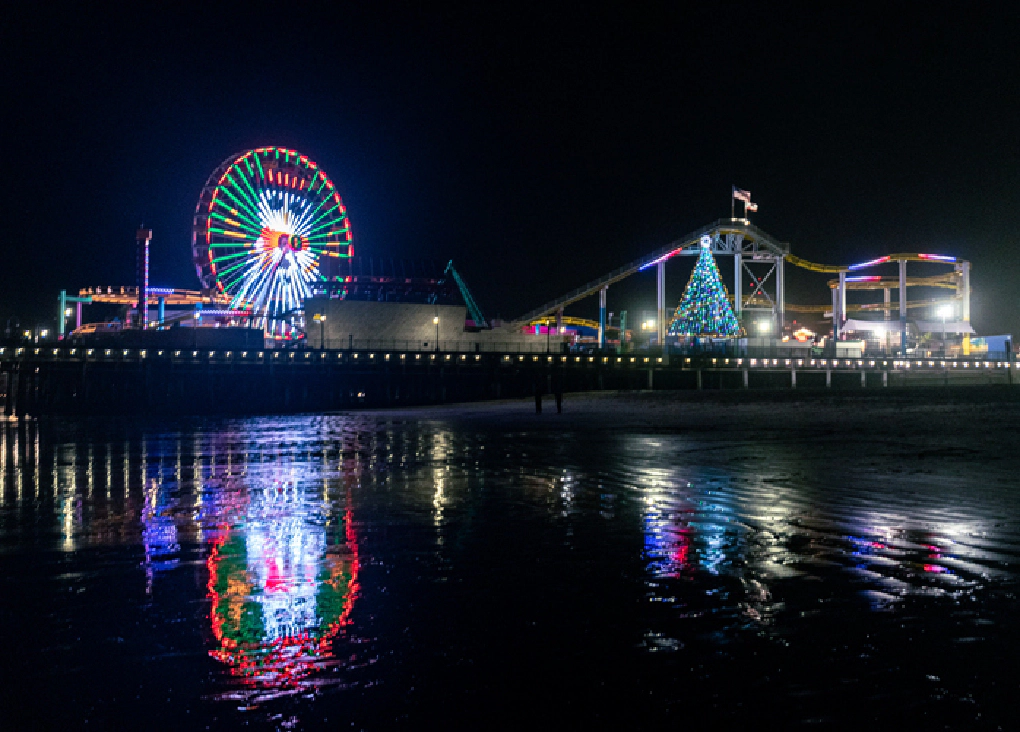 Looking for ways to celebrate the holidays with your family in Los Angeles? Check out our guide to the best holiday activities and events in the city, from ice skating to visits with Santa Claus.
